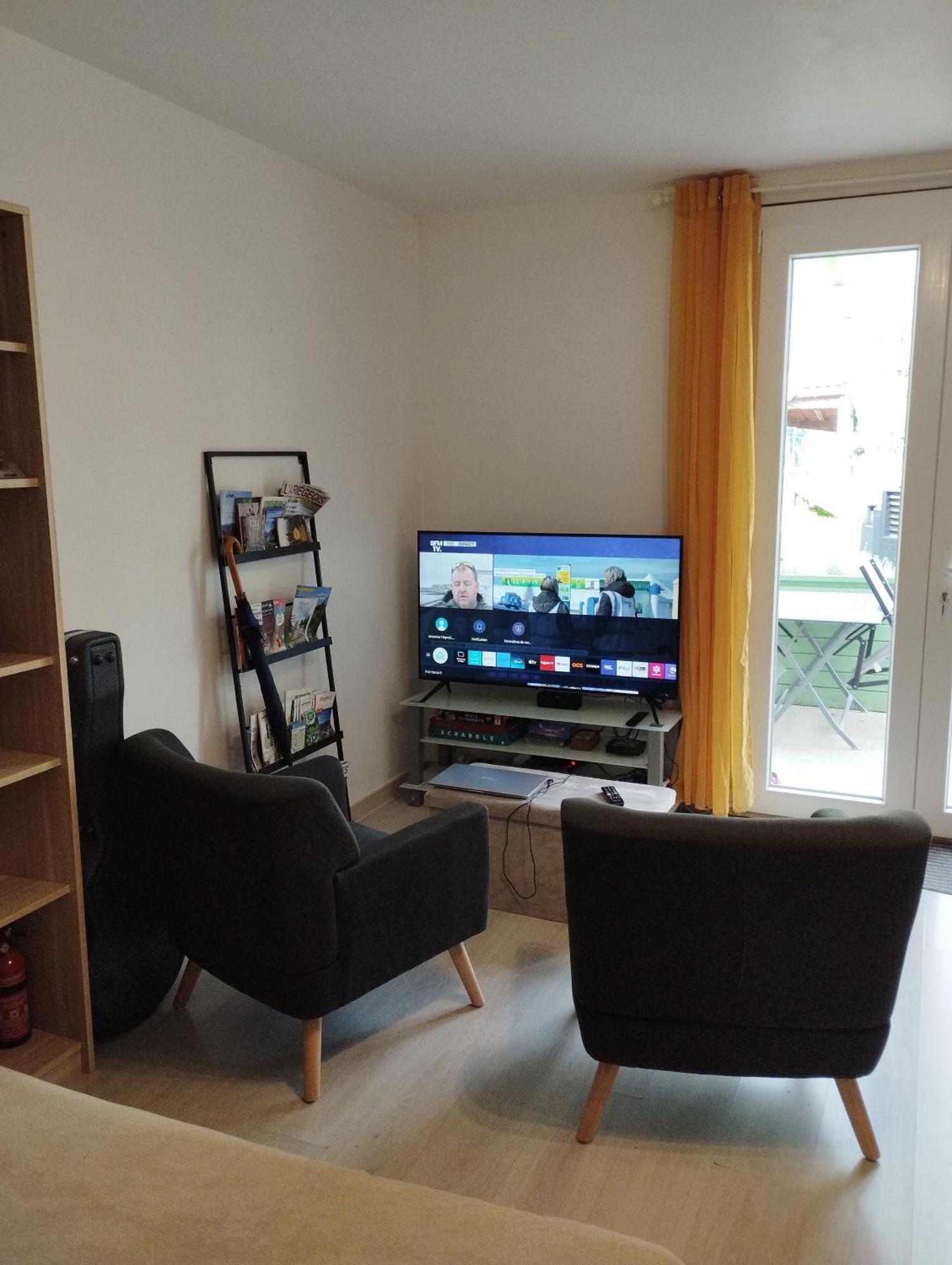 Le Petit Nid Apartment Montgaillard  Ngoại thất bức ảnh